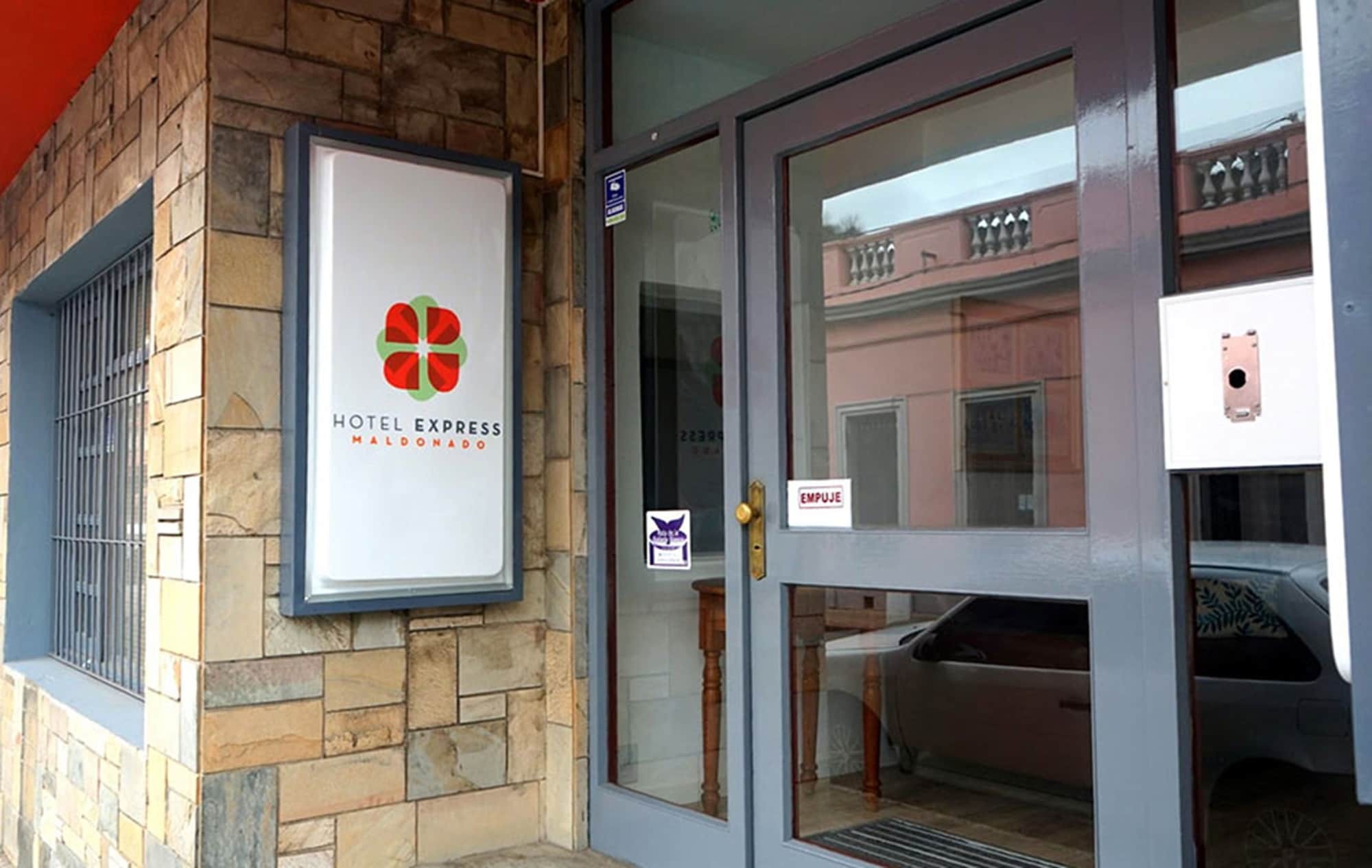 Hotel Express Maldonado Dış mekan fotoğraf